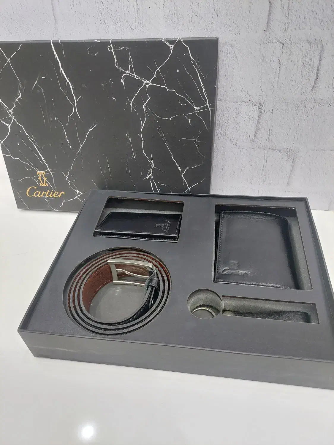 ست ۴ تکه کیف و کمربند مردانه کارتیه|کیف، کفش، کمربند|تهران, چیتگر شمالی|دیوار