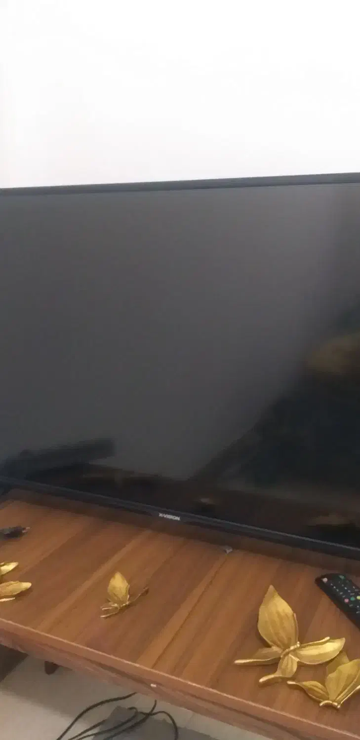 تلویزیون LED اکسویژن باکیفیفت عالی سالم 43اینچ|تلویزیون و پروژکتور|شیراز, کوشک میدان|دیوار