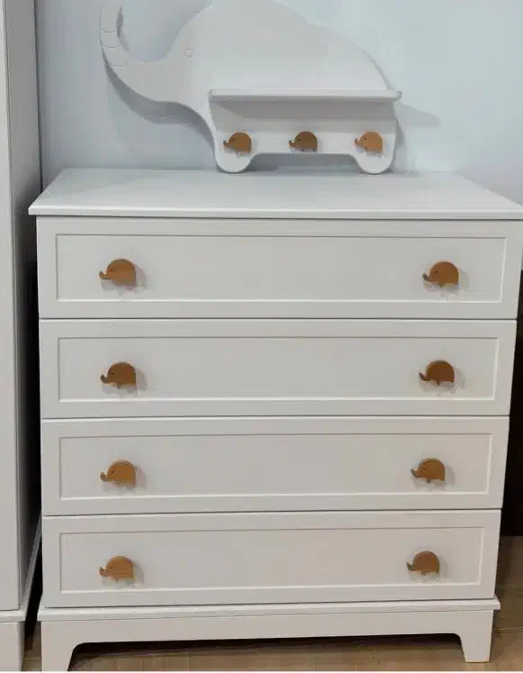 سرویس زیبای آیلین|تخت و صندلی بچه|قم, شاه ابراهیم|دیوار