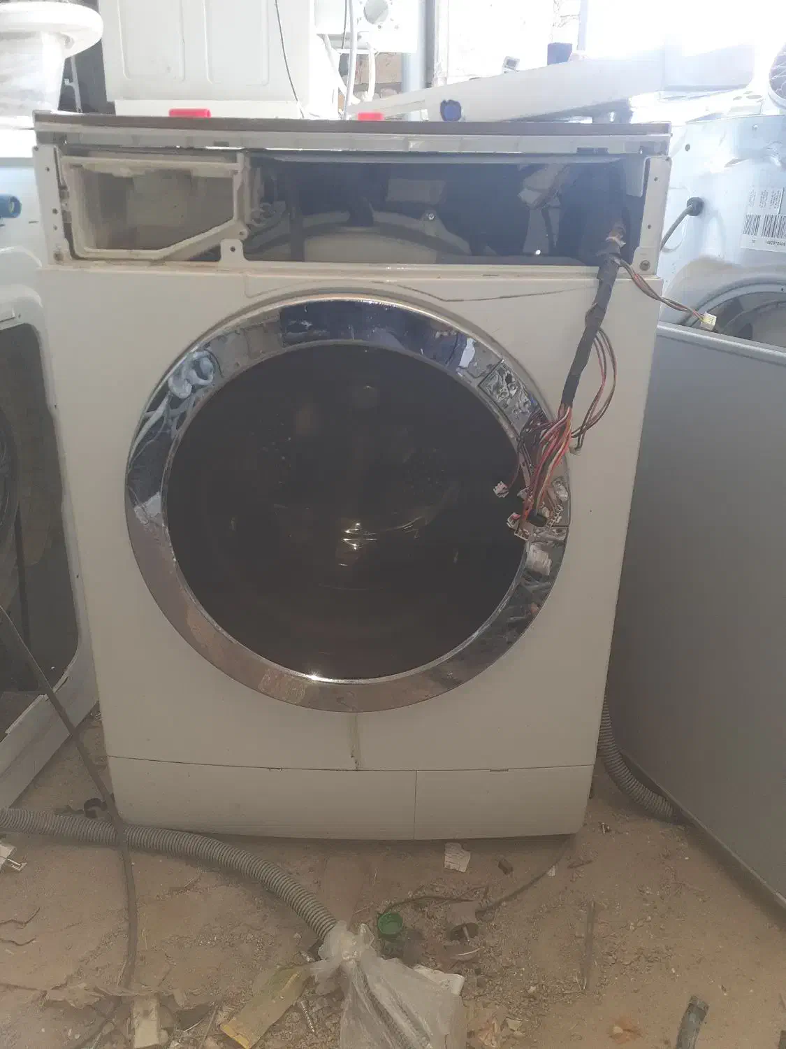 سیم کشی لباسشویی و همه چیز لباسشویی|ماشین لباسشویی و خشککن لباس|قم, قلعه کامکار|دیوار