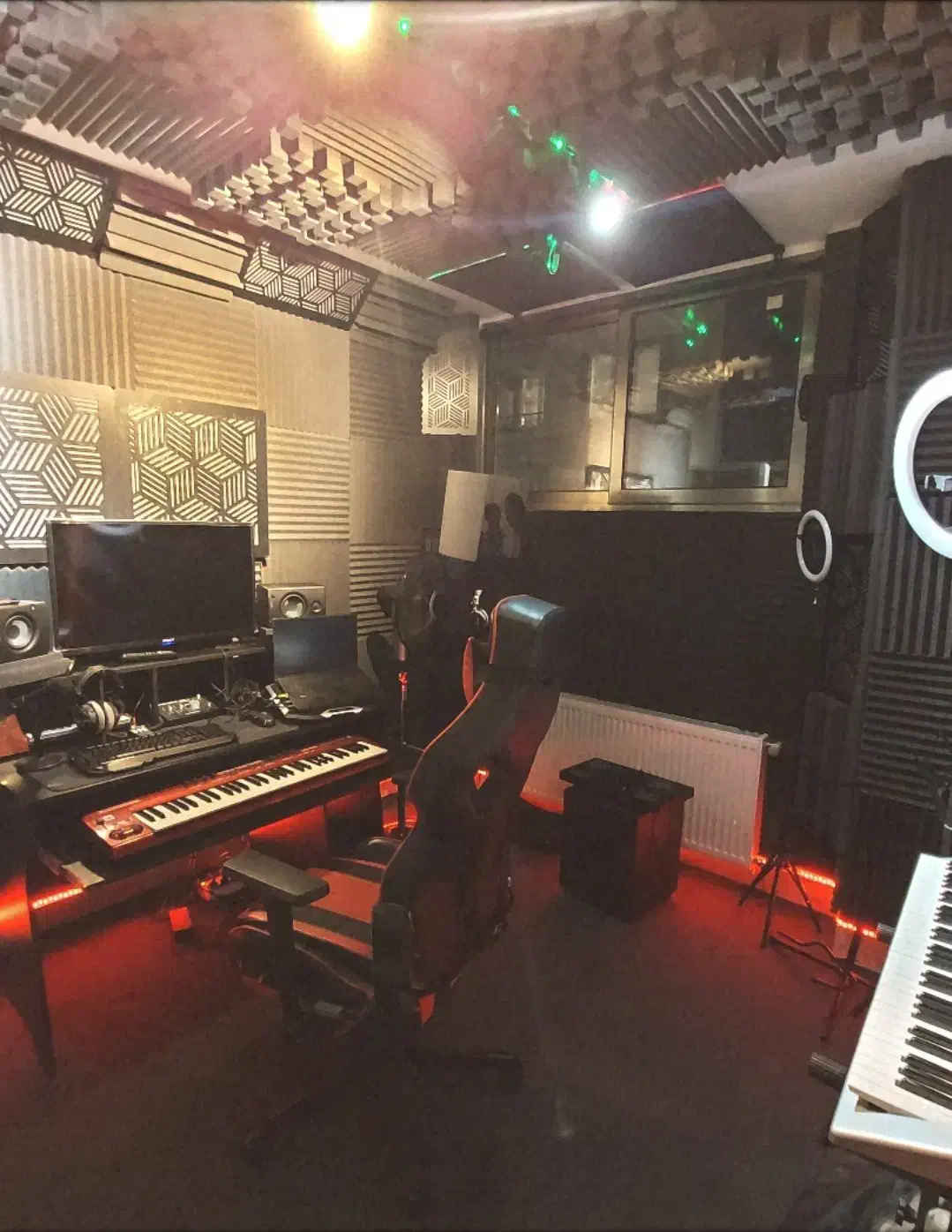 اسپانسر استعداد های خوانندگی رپ،آرندبی،راک|استخدام هنری و رسانه|اصفهان, مرداویج|دیوار