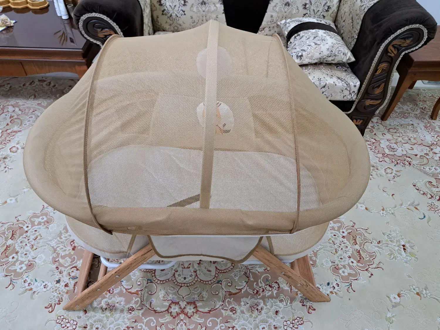 سیسمونی نوزاد (تخت،پشه بند،آغوشی)|اسباب و اثاث بچه|رشت, یخسازی|دیوار