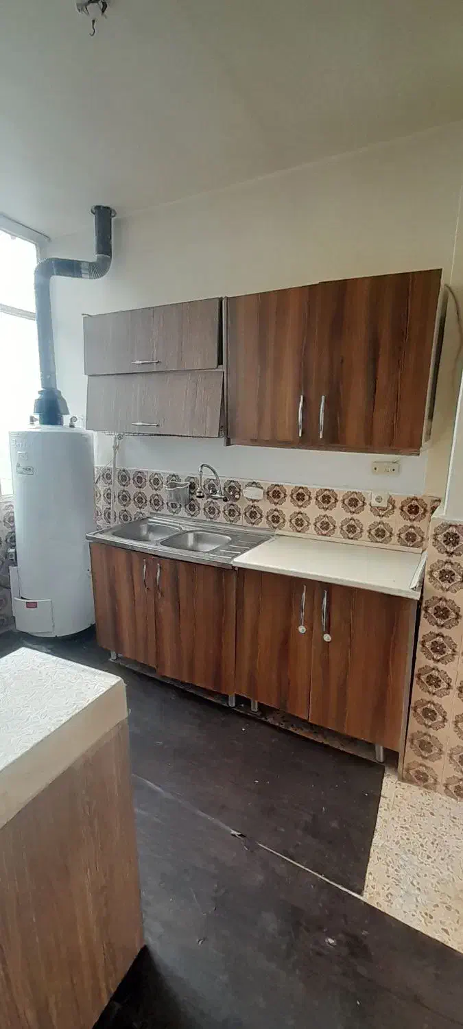 ۱۲۰زمین دردوطبقه بنا۱۴۰متر،دوخوابه،هرطبقه مجزا،طوس