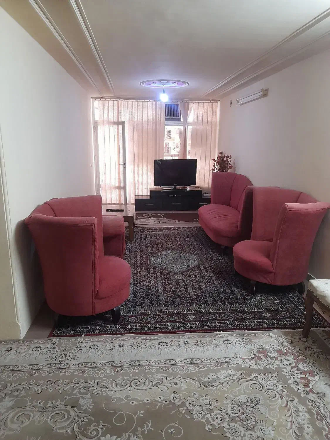 اجاره روزانه و کوتاه مدت سوئیت مبله|اجارهٔ کوتاه‌مدت آپارتمان و سوئیت|شاهین‌شهر, عطار|دیوار