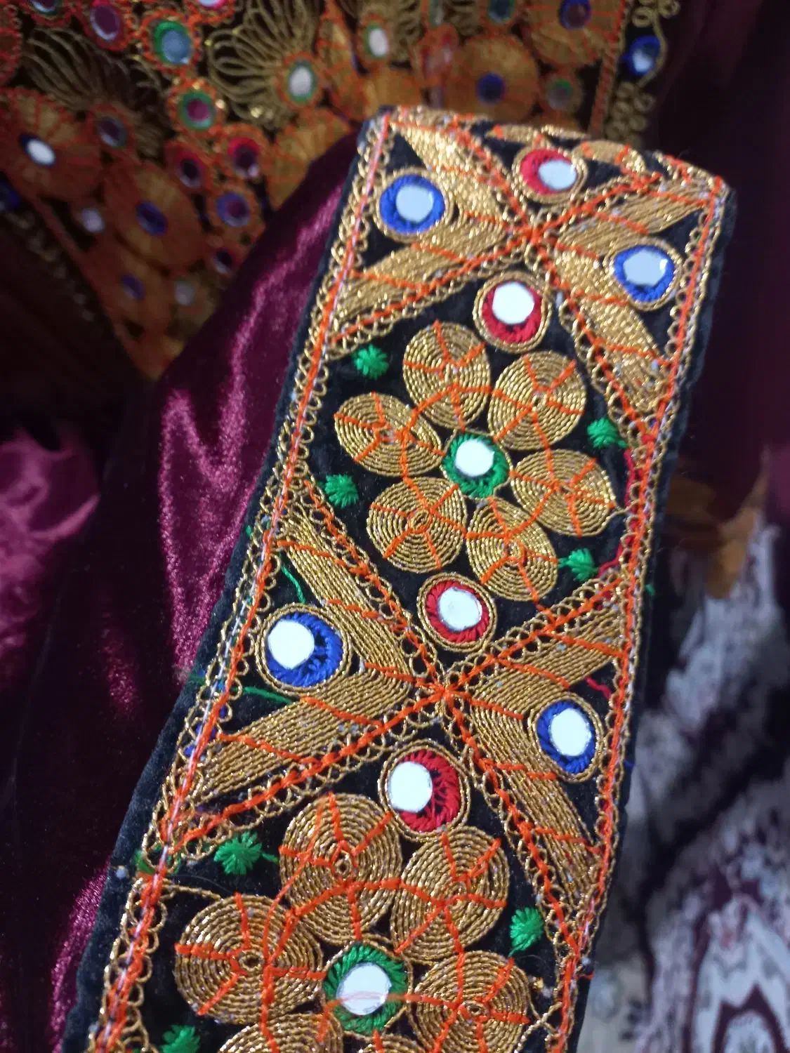 دو تا گند افغانی شیک مجلسی|لباس|قم, نیروگاه|دیوار