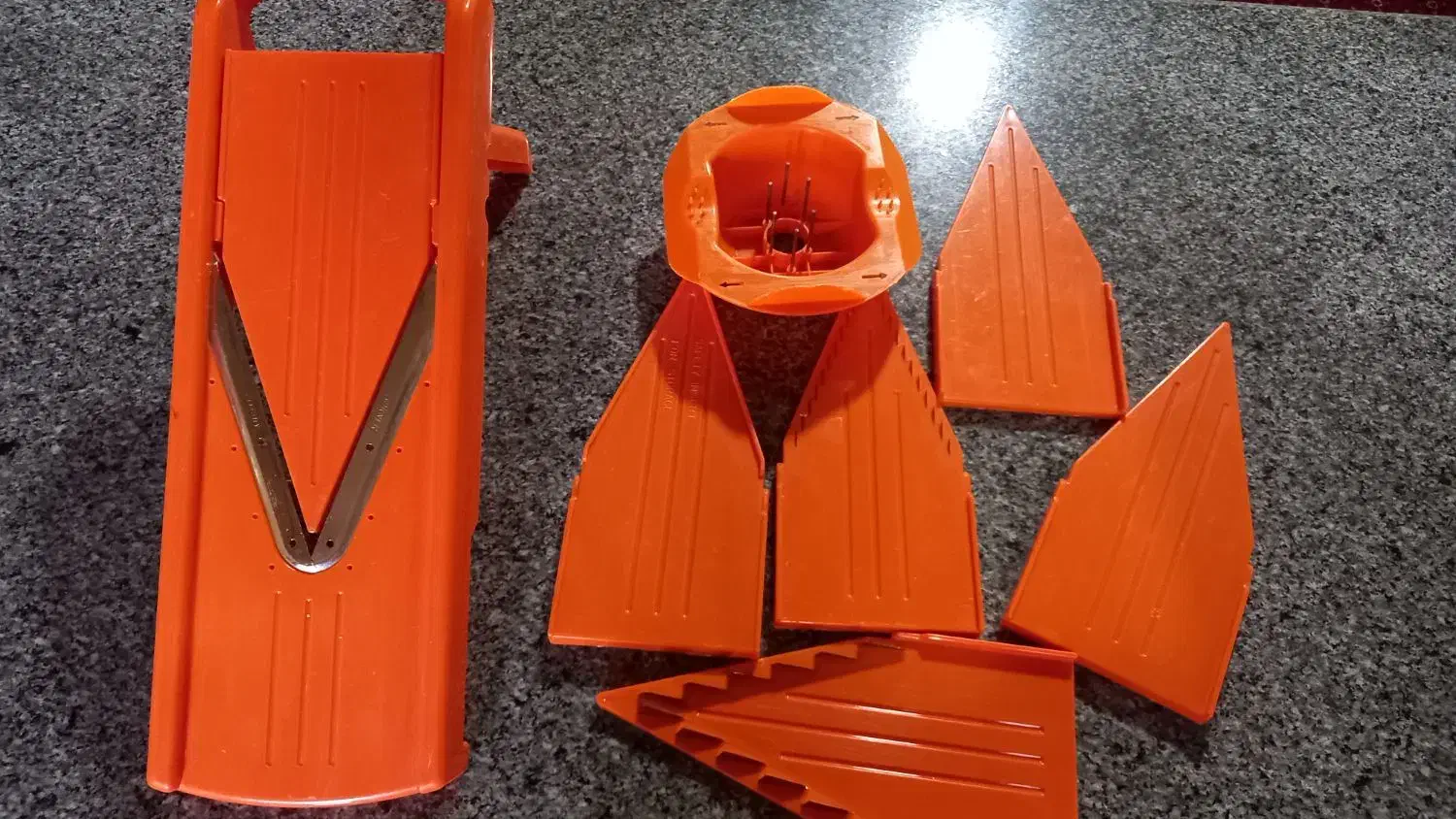 خردکن|خردکن، آسیاب، غذاساز|اسلام‌‌آباد غرب, |دیوار