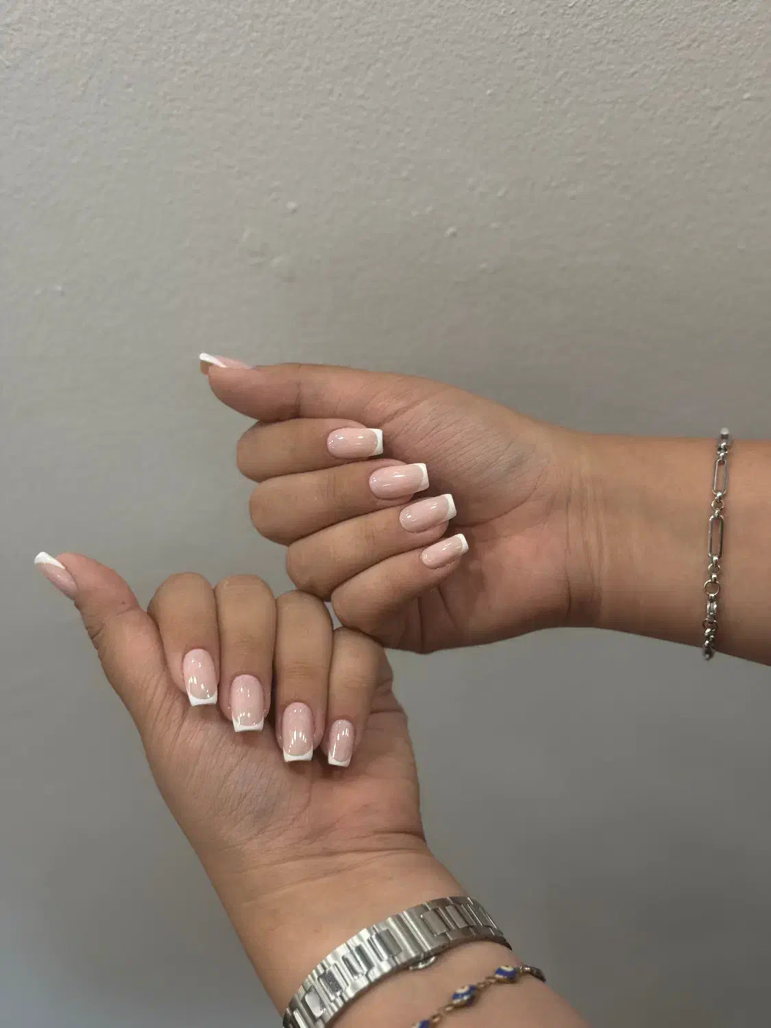 تخفیف خدمات ناخن به مدت کوتاه|خدمات آرایشگری و زیبایی|نیشابور, هفده شهریور|دیوار