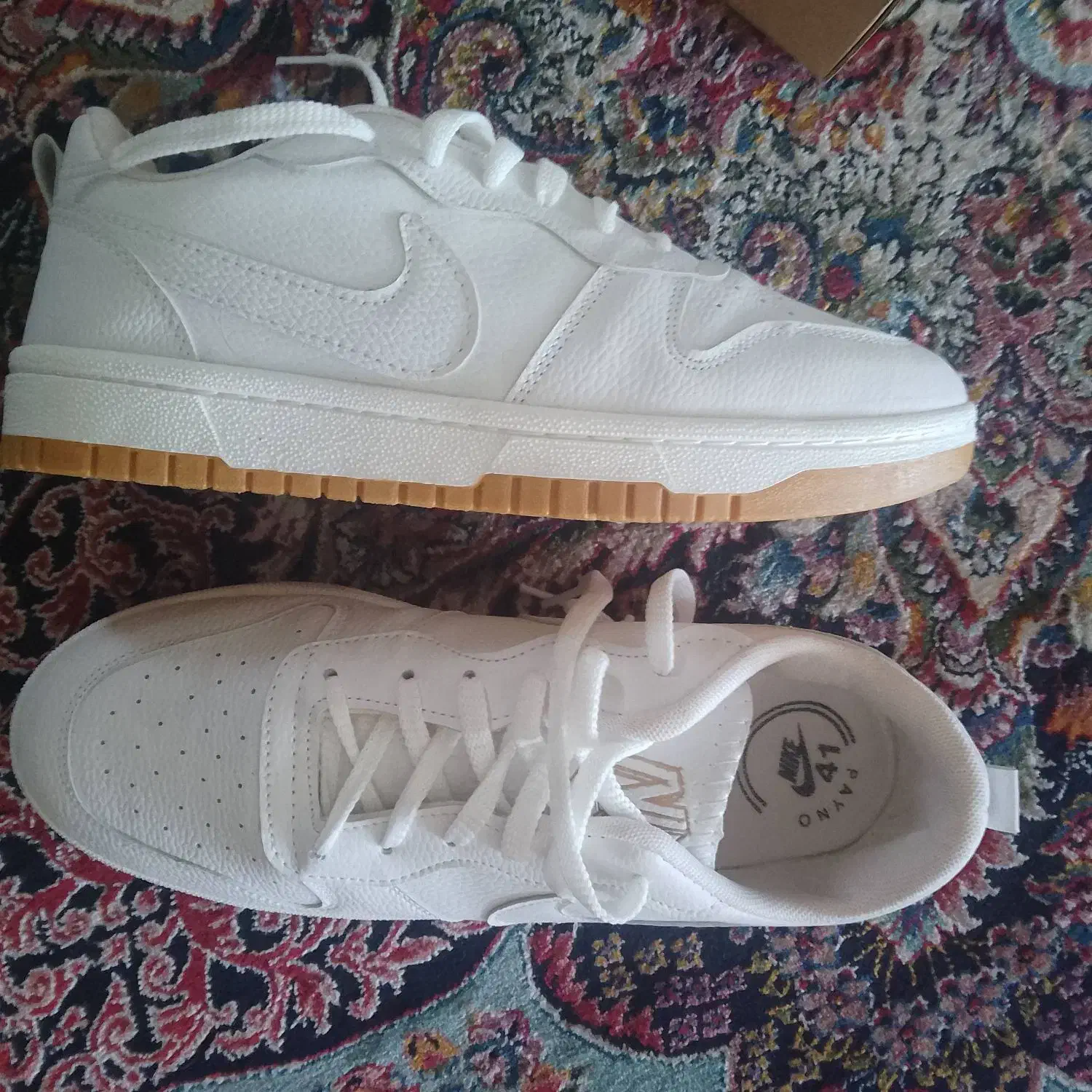 کتونی نایک|کیف، کفش، کمربند|مشکین‌دشت, |دیوار