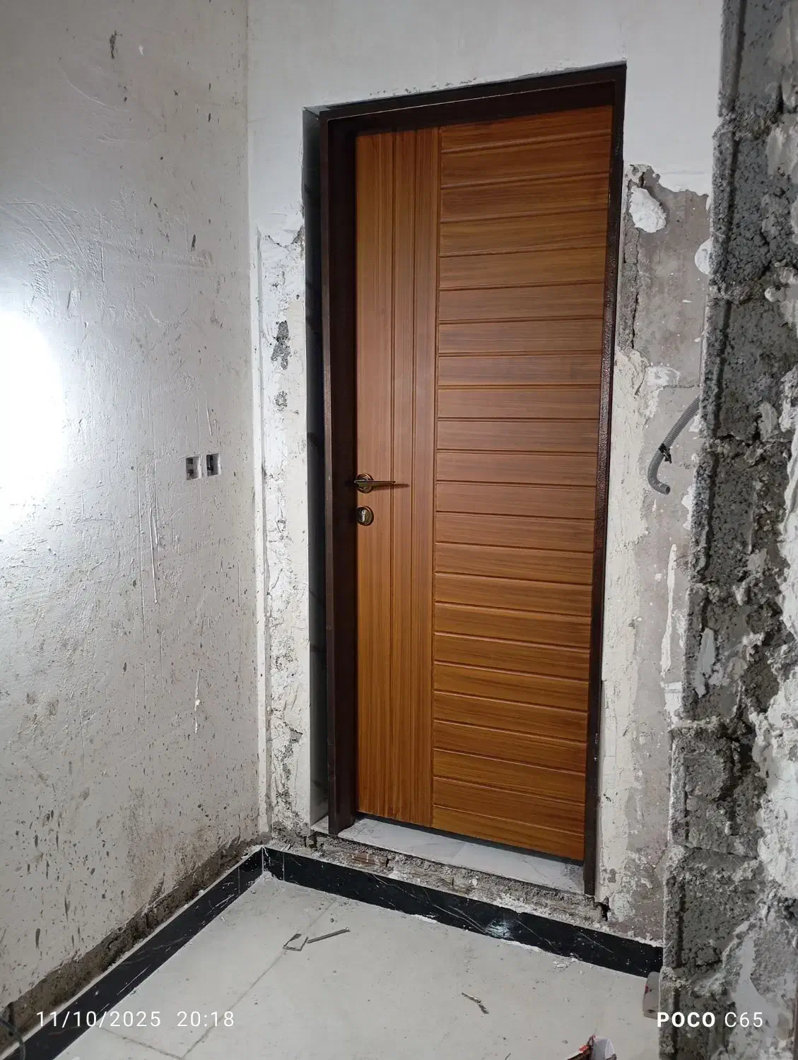 خدمات درب ضدسرقت واتاقی و پنجره های دوجداره|خدمات پیشه و مهارت|لنگرود, |دیوار