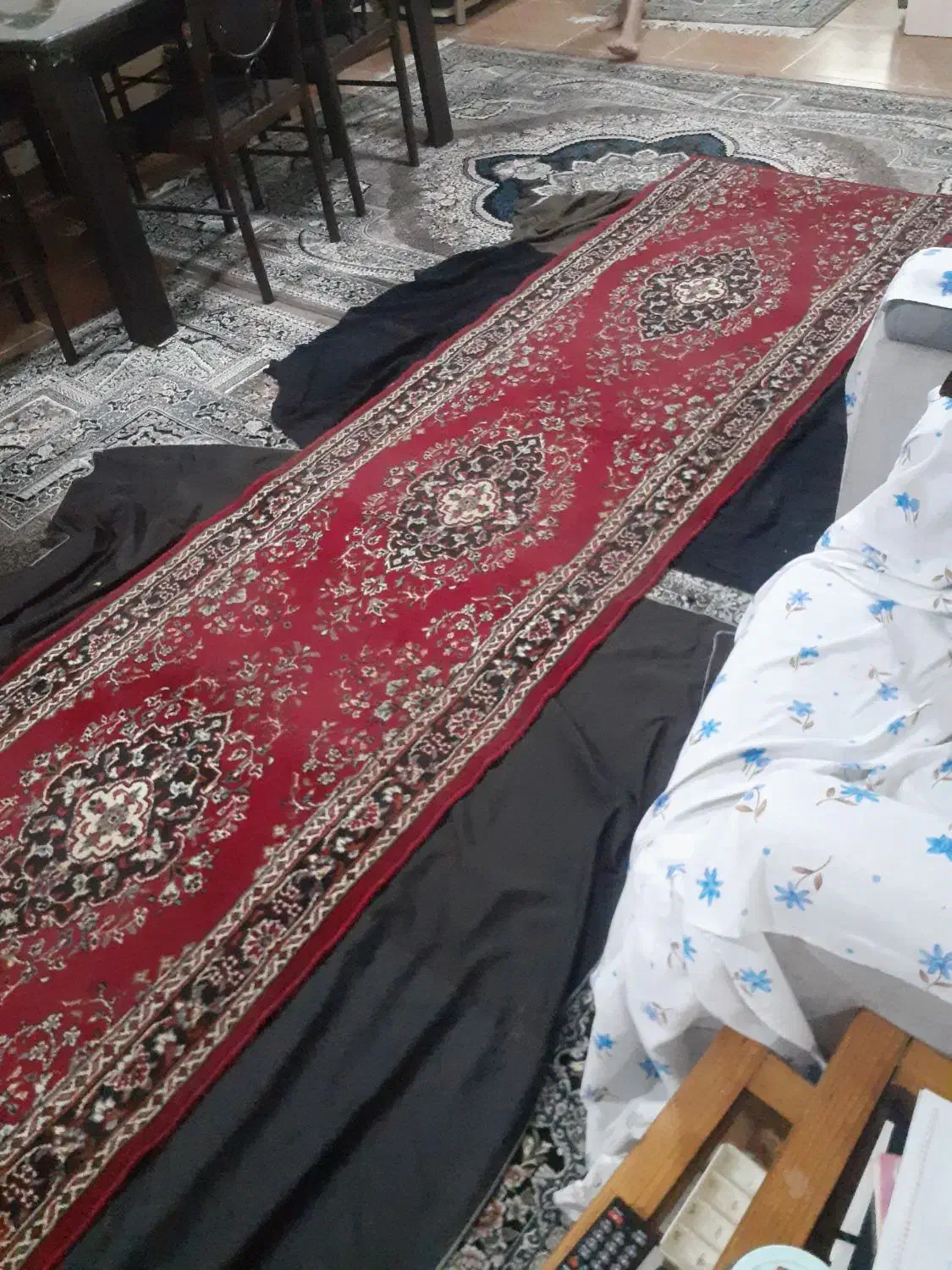 فزش راه پله در حد نو ابعاد ۴.۵ در ۹۰ بسیار زیبا|فرش|رشت, جماران|دیوار