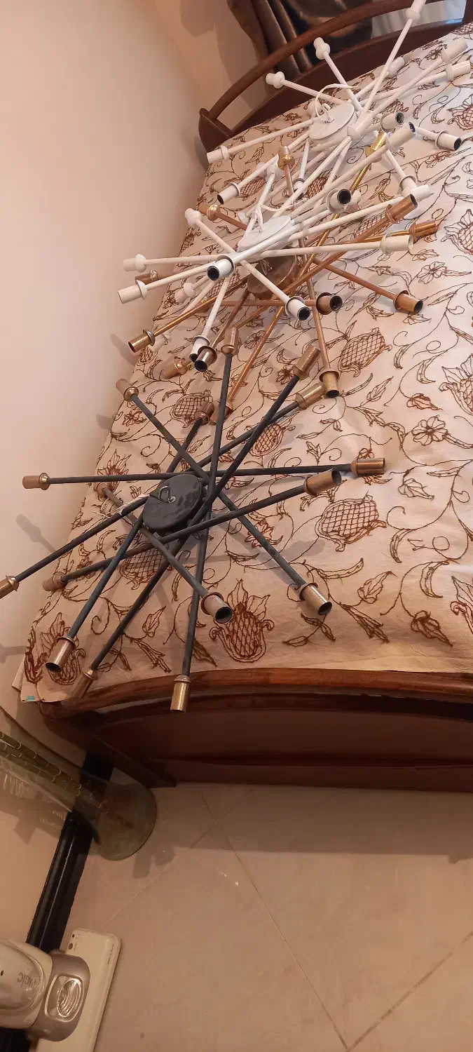 چهار عدد لوستر|لوستر و چراغ آویز|اصفهان, سرشبادران|دیوار