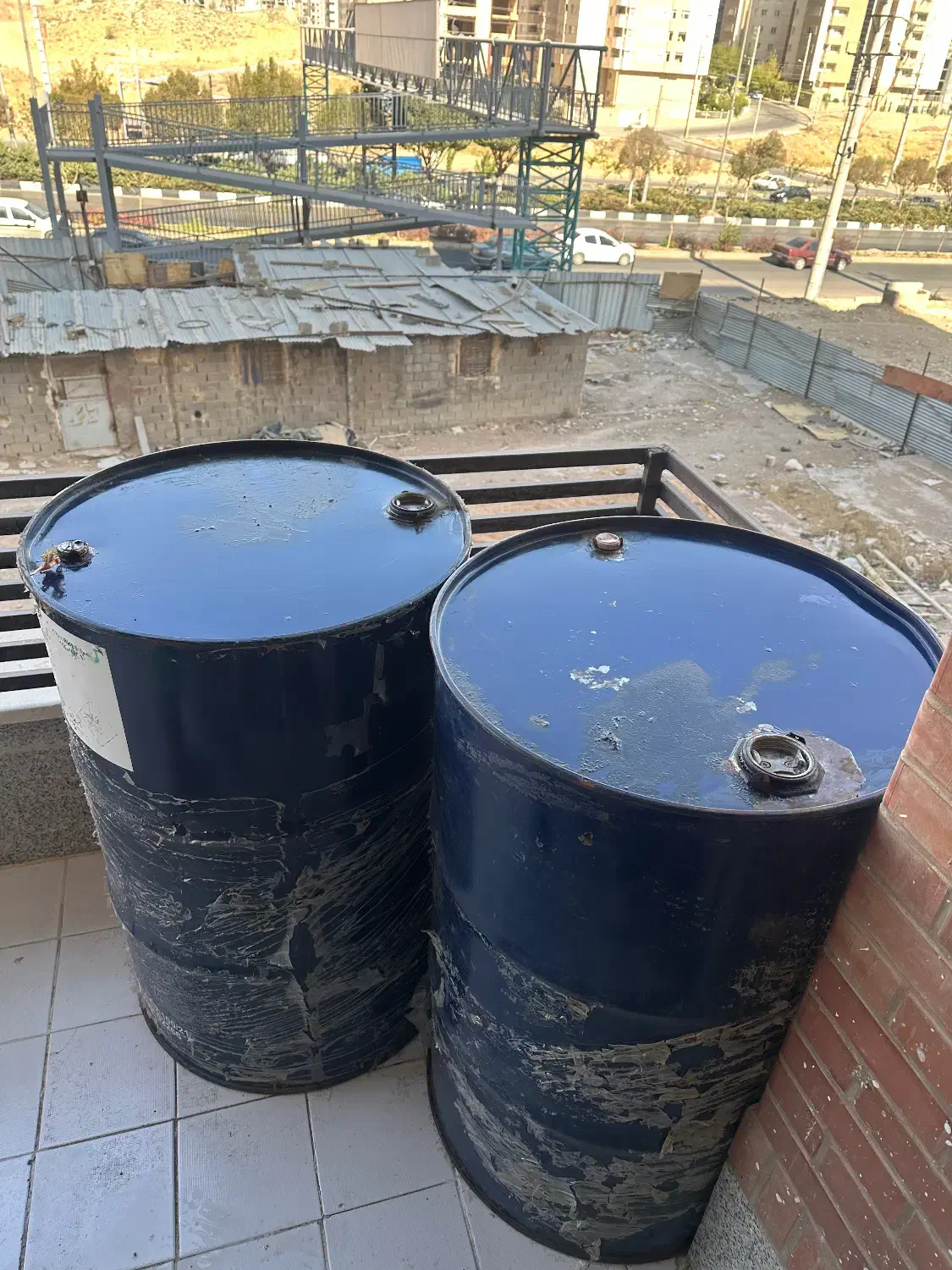 ۲ عدد بشکه در حد نو|مصالح و تجهیزات ساختمان|شیراز, شهرک نفت ۲|دیوار