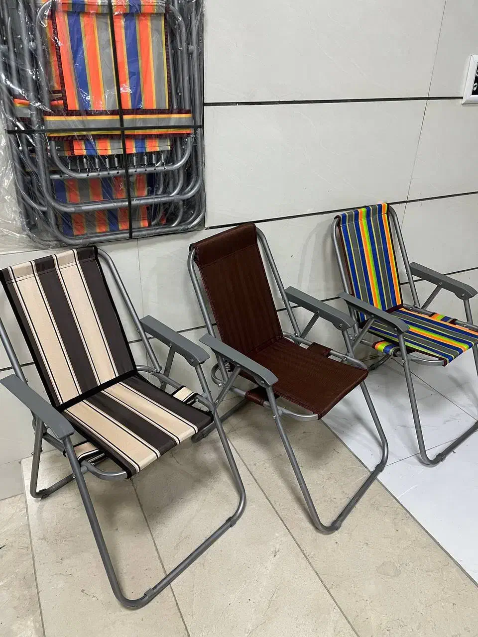 صندلی تاشو|صندلی و نیمکت|بهبهان, |دیوار