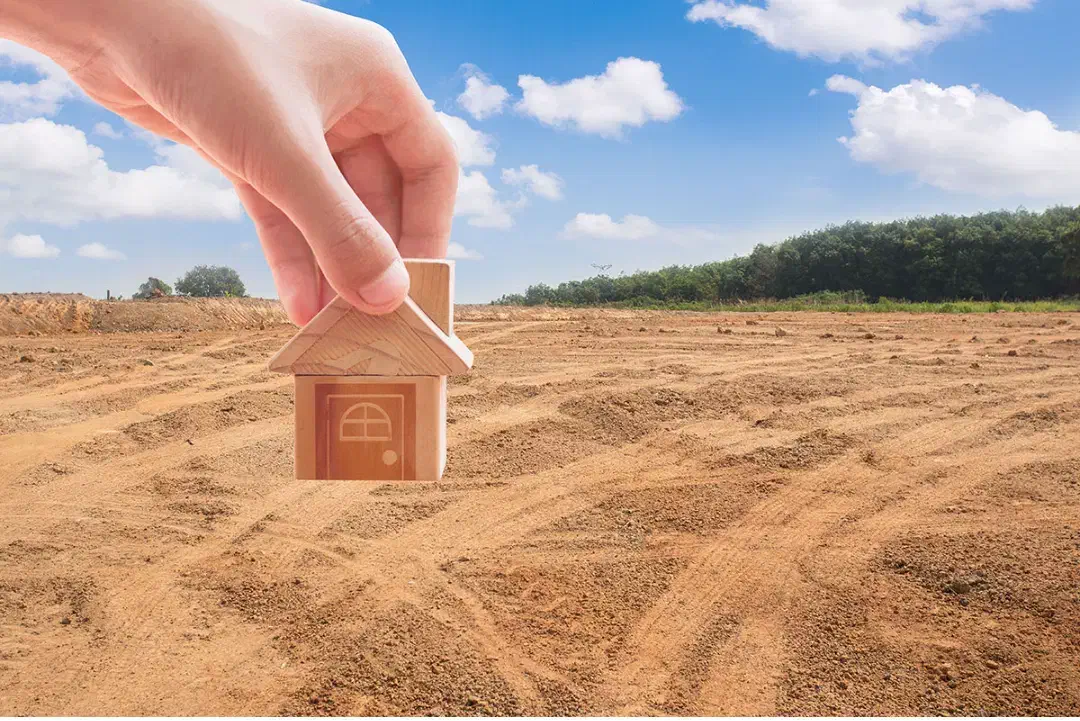 فروش فوری زمین تجاری مسکونی شهر مالوجه|فروش زمین و ملک کلنگی|دلبران, |دیوار