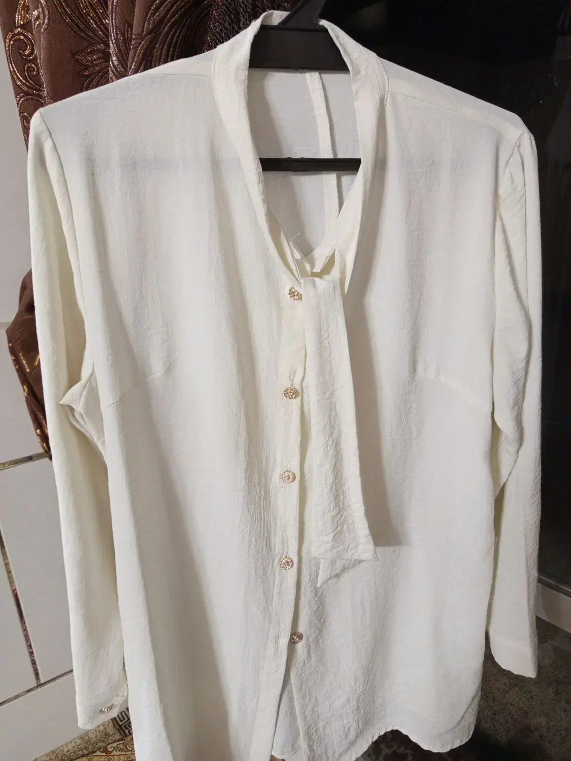 کت و شومیز|لباس|اصفهان, پزوه|دیوار