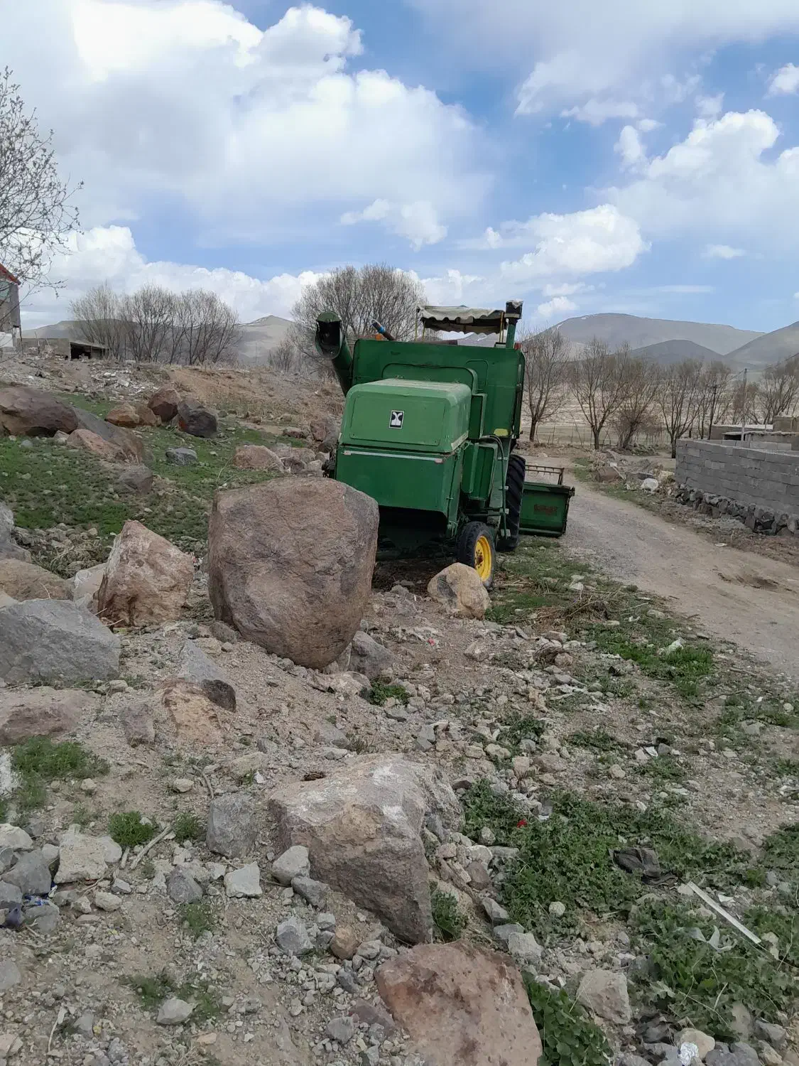 کمبایین جاندر|خودرو سنگین|سراب, |دیوار