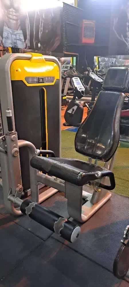 باشگاه جاروکش خارجی و ایرانی کامل|تجهیزات ورزشی|اسلامشهر, شهرک احمدیه|دیوار