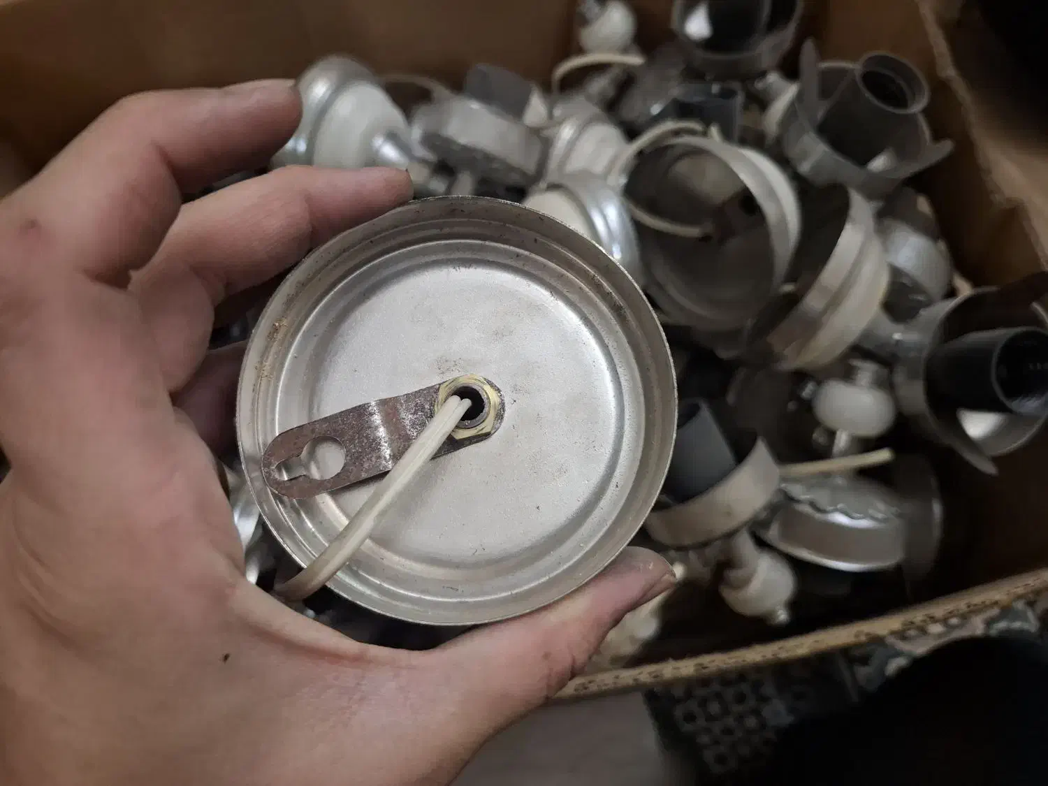 دیوار کوب قدیمی ترکیب استیل و سنگ مرمر|لوستر و چراغ آویز|تهران, منیریه|دیوار