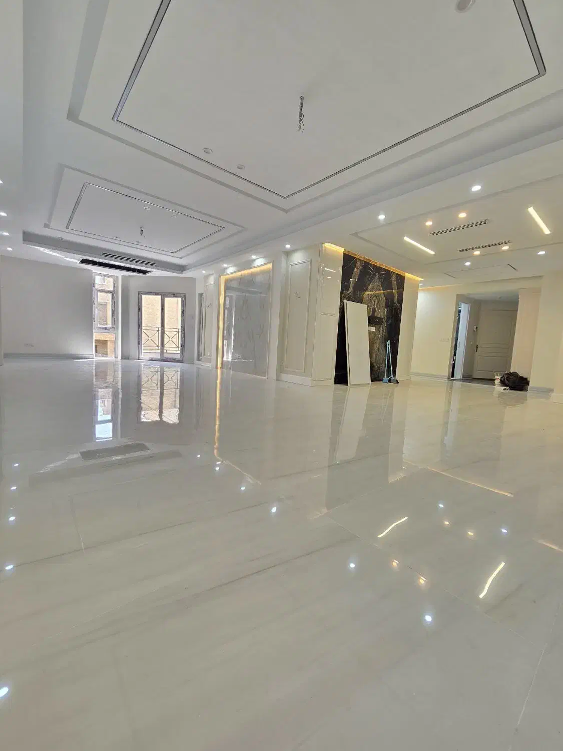 ۱۹۰ متر گلستان شمالی/ فول نوسازی/ لابی|اجارهٔ آپارتمان|تهران, صاحبقرانیه|دیوار