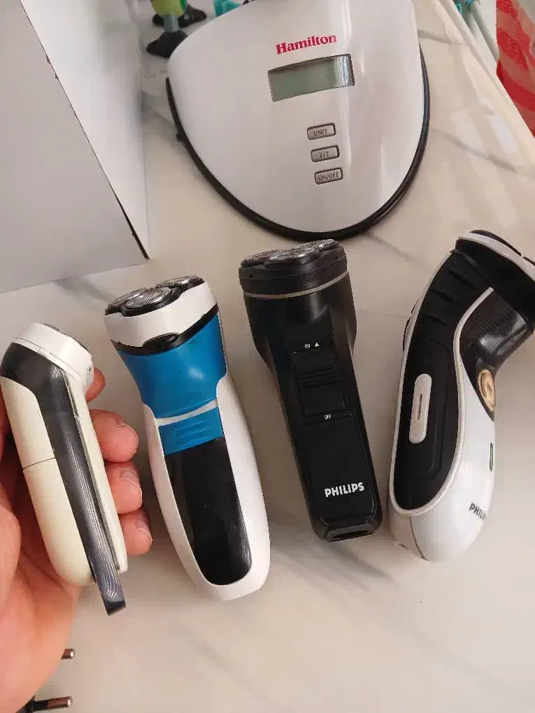 تعدادی ریش تراش فیلیپس اصلی|آرایشی، بهداشتی، درمانی|تهران, شهرک فرهنگیان|دیوار