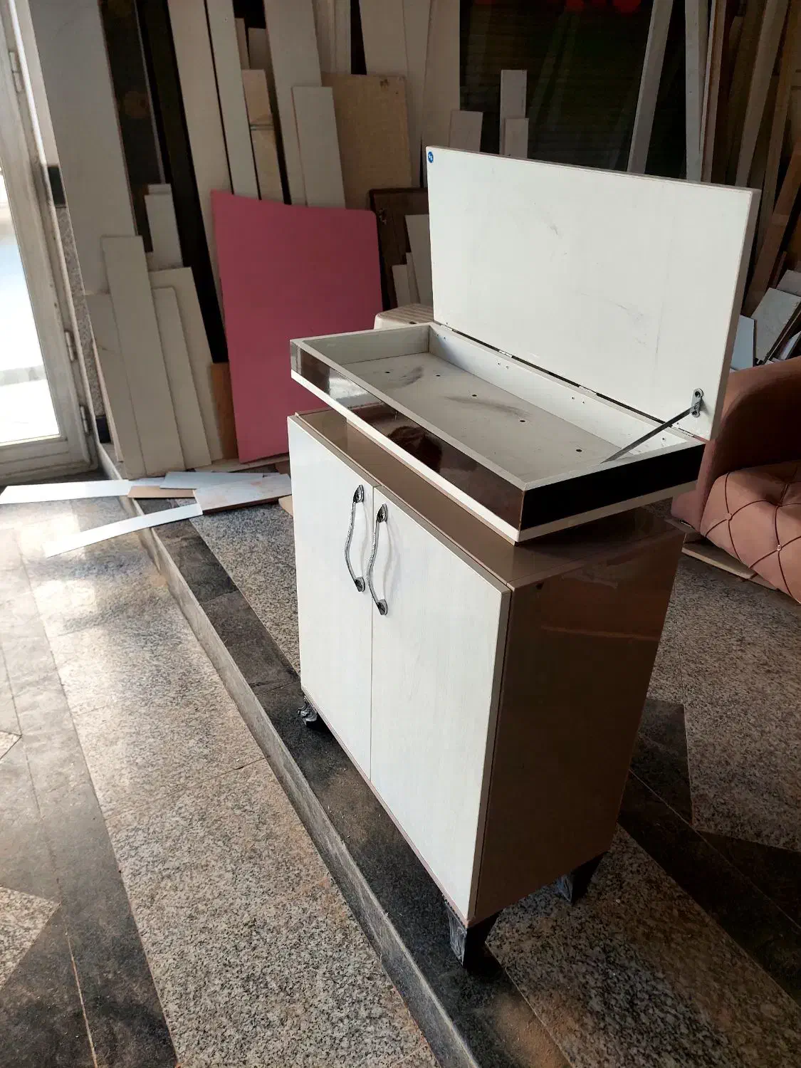 جاکفشی|جاکفشی، کمد، دراور|بوکان, |دیوار