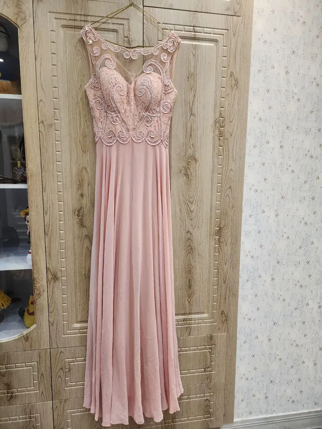 لباس مجلسی|لباس|آران و بیدگل, |دیوار