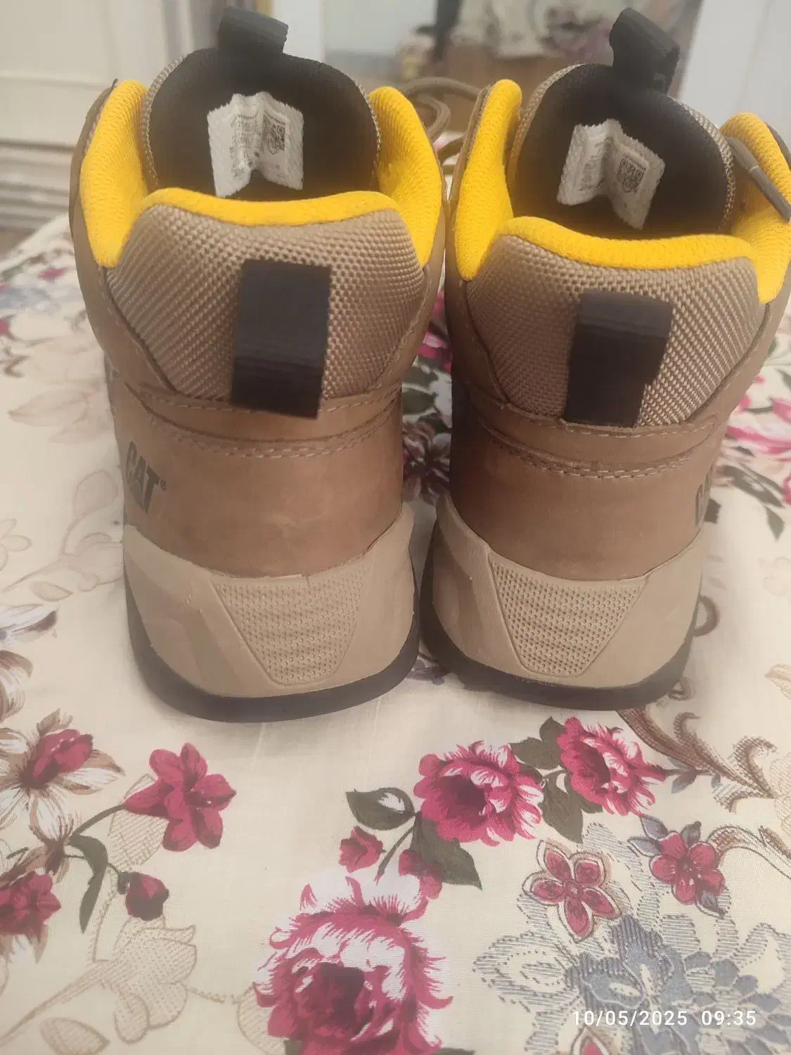 کفش کوهنوردی کاترپیلار اورجینال|کیف، کفش، کمربند|سنندج, |دیوار