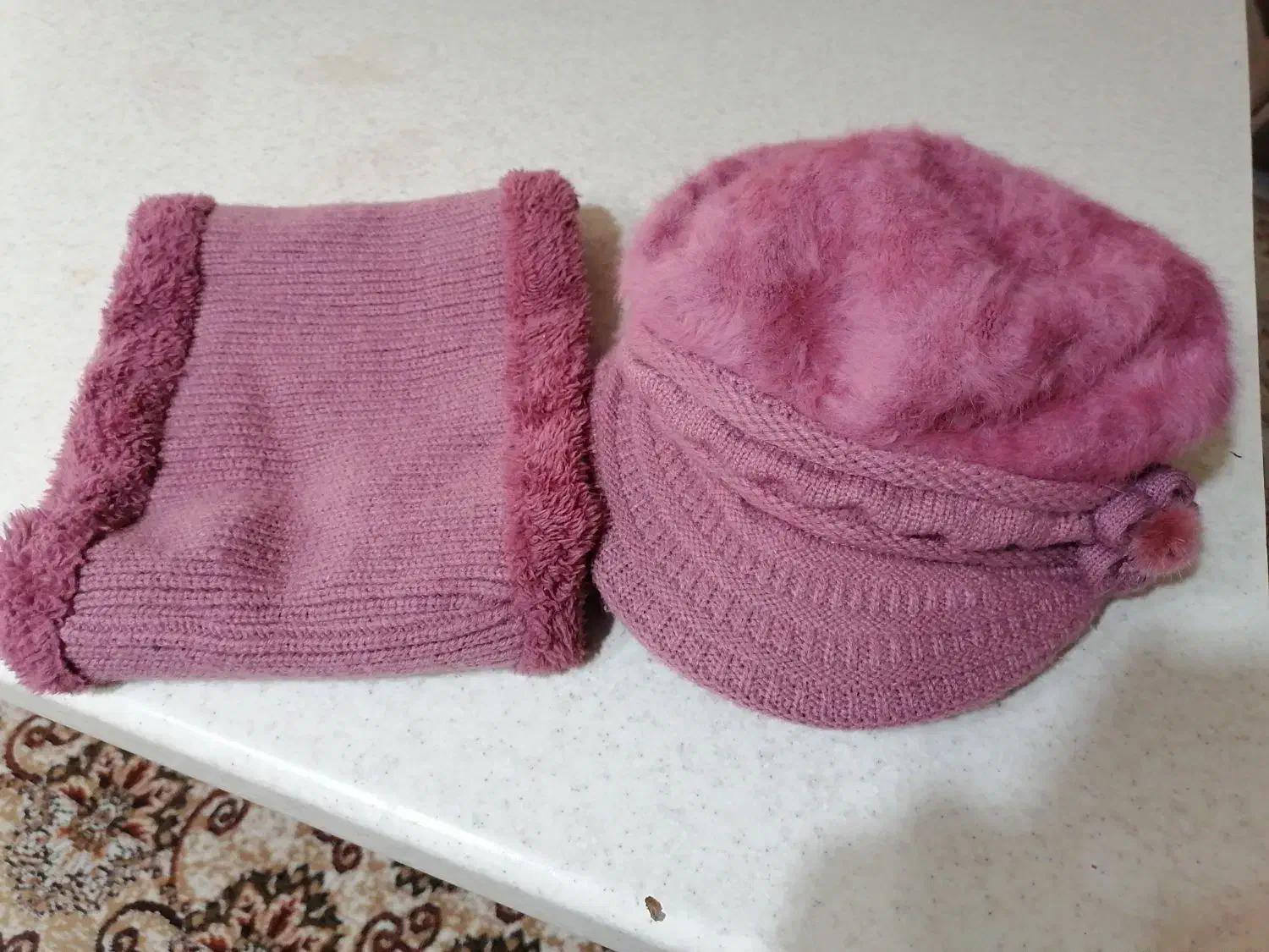 کلاه وگردنی خز|لباس|سنندج, |دیوار