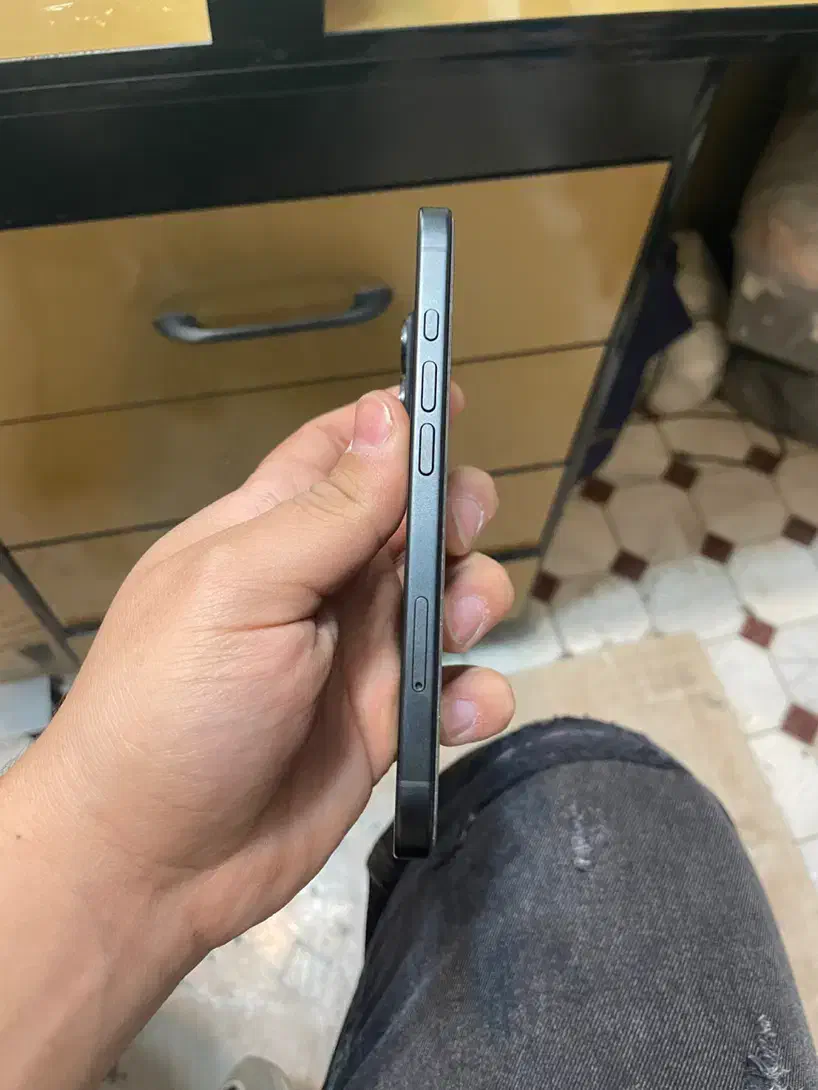 iPhone 16|موبایل|نجف‌آباد, هفده شهریور|دیوار