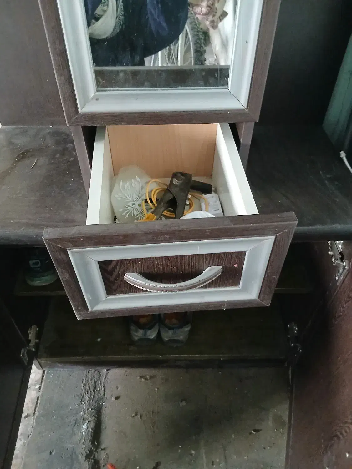 جا کفشی ایستاده|جاکفشی، کمد، دراور|بروجرد, |دیوار