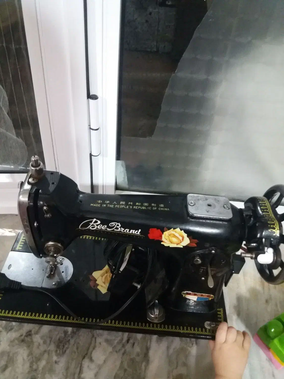 چرخ خیاطی وسبزی خردکن|خردکن، آسیاب، غذاساز|جوانرود, |دیوار