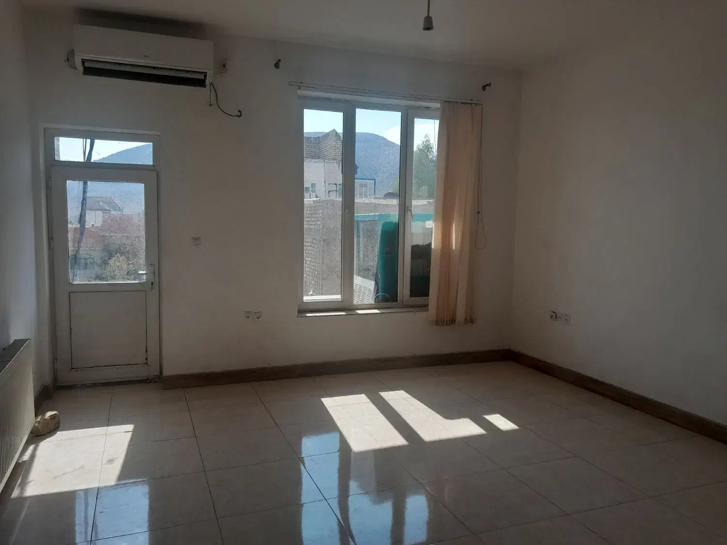 ویلایی شیک دوبلکس دوخواب نزدیک امکانات|اجارهٔ خانه و ویلا|صدرا-فارس, فاز ۱|دیوار