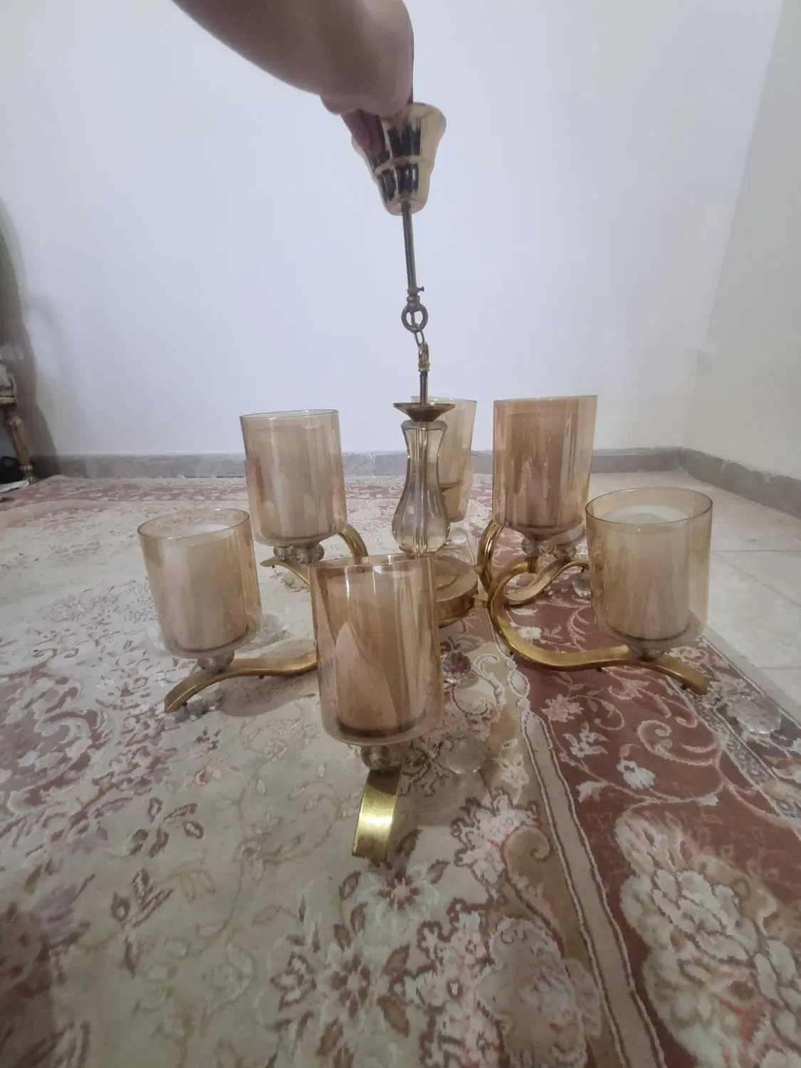 لوستر|لوستر و چراغ آویز|پردیس, فاز ۳|دیوار
