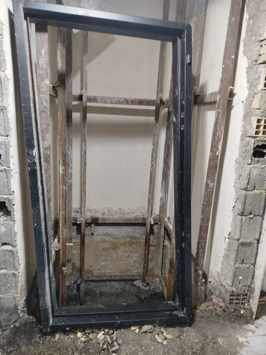 چهار چوبه در ضد سرقت|مصالح و تجهیزات ساختمان|لاهیجان, گلستان|دیوار