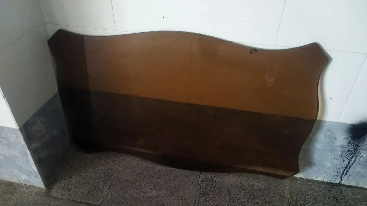 شیشه دودی رومیزی فروشی|مبلمان خانگی و میز عسلی|فولادشهر, مسکن مهر فولادشهر|دیوار