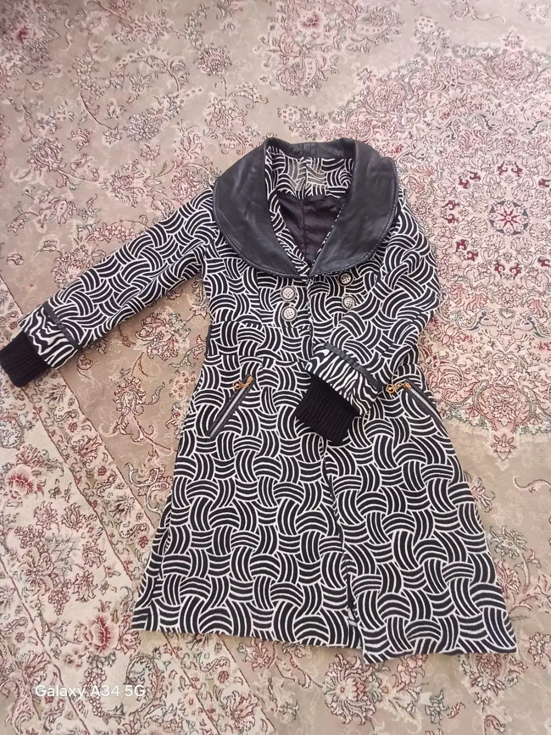 لباس|لباس|قزوین, |دیوار