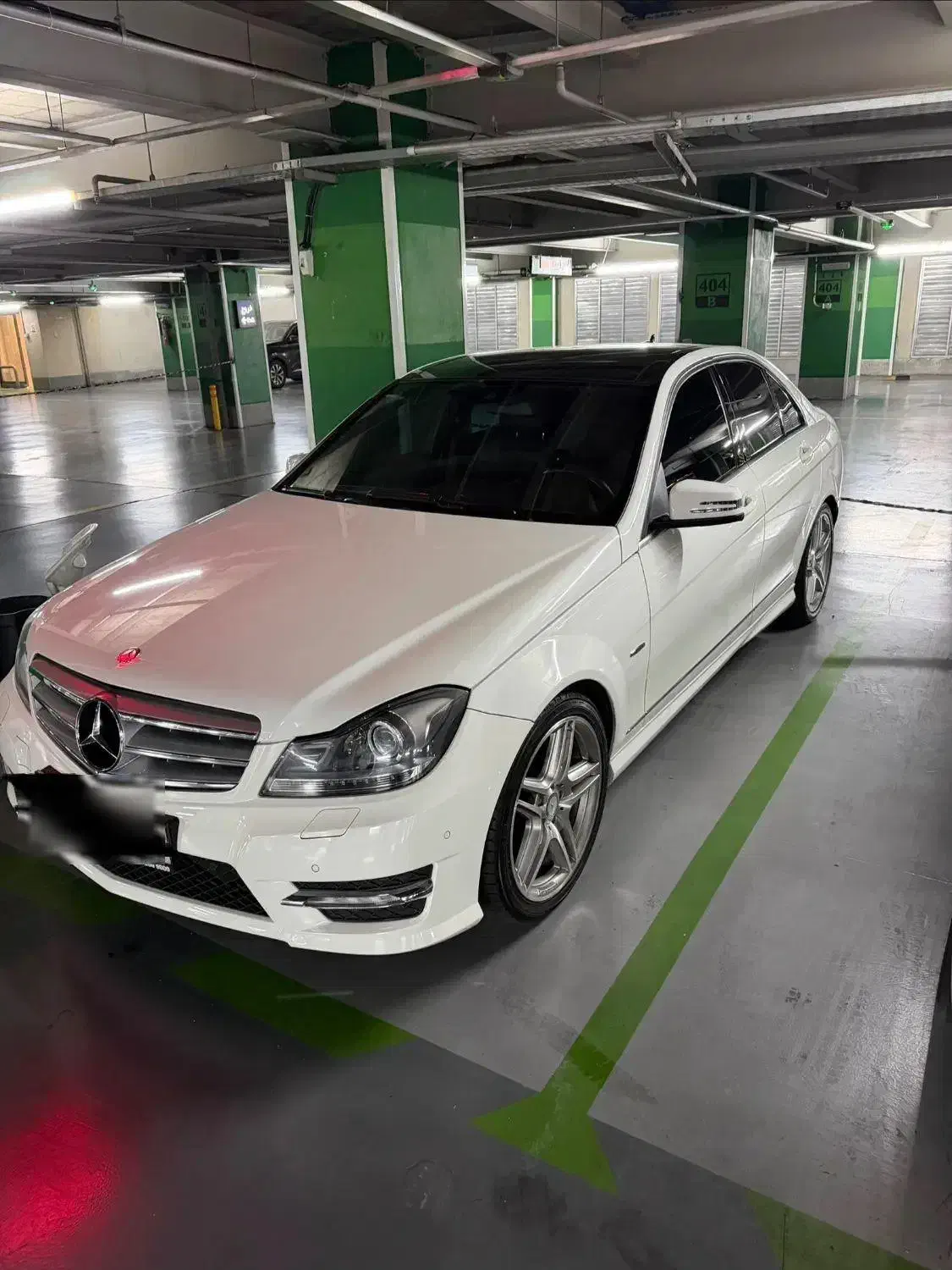 C200 سفید بیرنگ|خودرو سواری و وانت|تهران, باغ فیض|دیوار