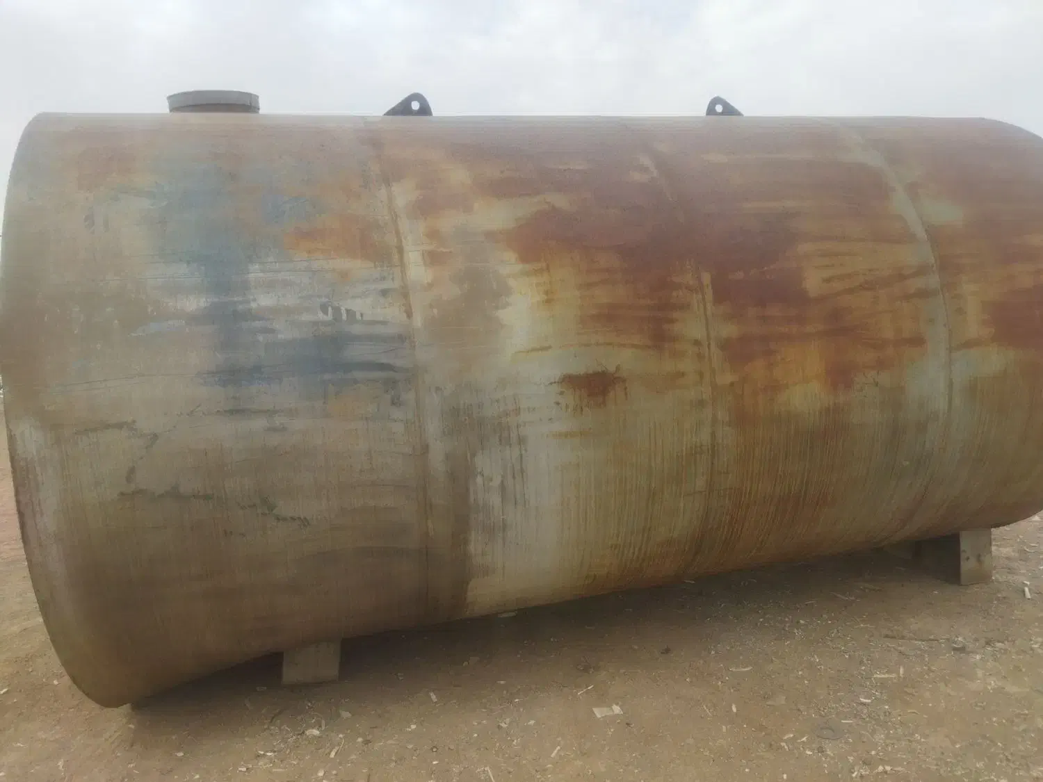 مخزن تانکر28000لیتری|مصالح و تجهیزات ساختمان|ساوه, |دیوار