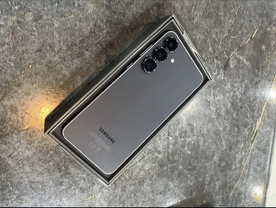 SAMSONG   S25 FE|موبایل|تهران, شهرآرا|دیوار