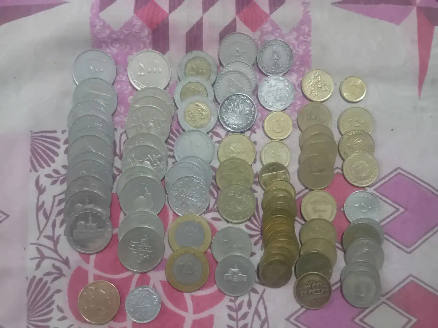 سکه خارجی و جمهوری|کلکسیون سکه، تمبر، اسکناس|جیرفت, |دیوار