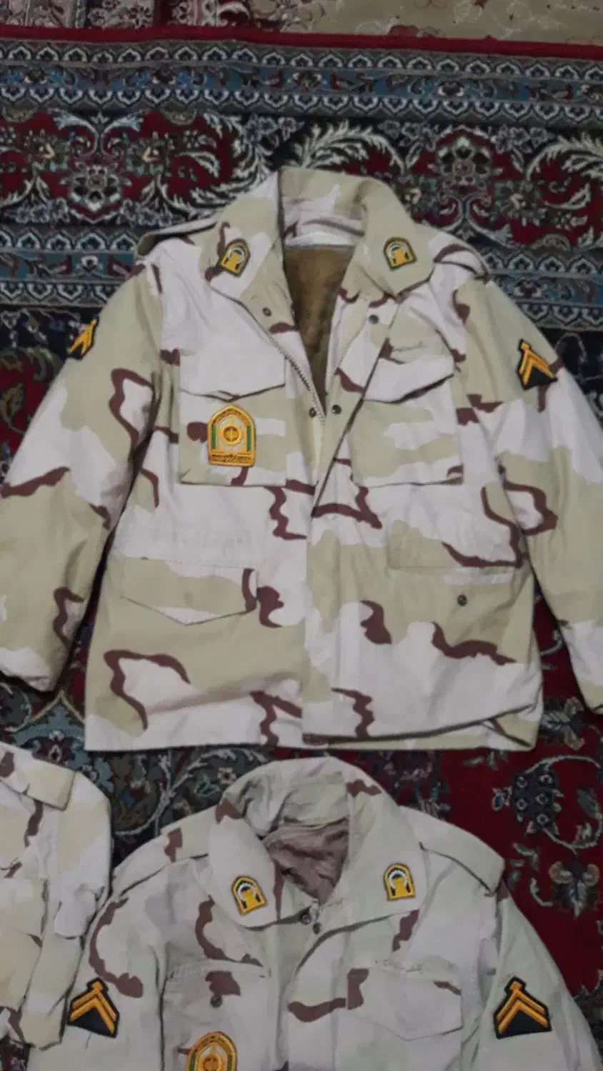 لباس نظامی اورکت مرزبانی داخل خز دار مثل کاپشن گرم|لباس|ارومیه, |دیوار