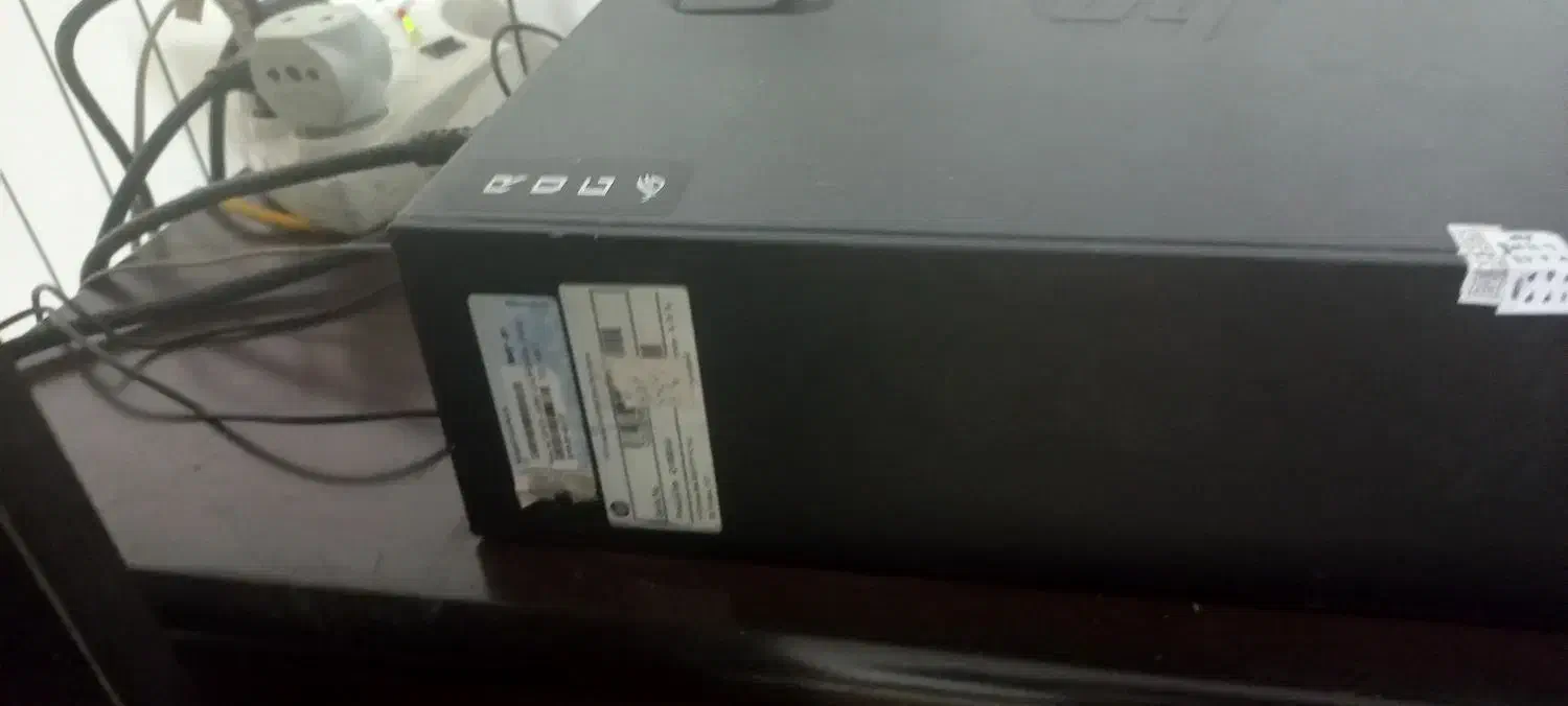 کامپوتر|رایانه رومیزی|بومهن, |دیوار