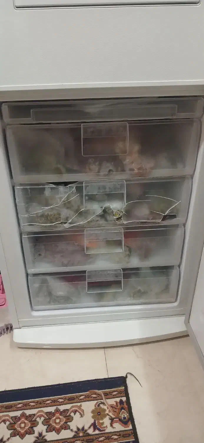 یخچال فریزر|یخچال و فریزر|تهران, خاک سفید|دیوار