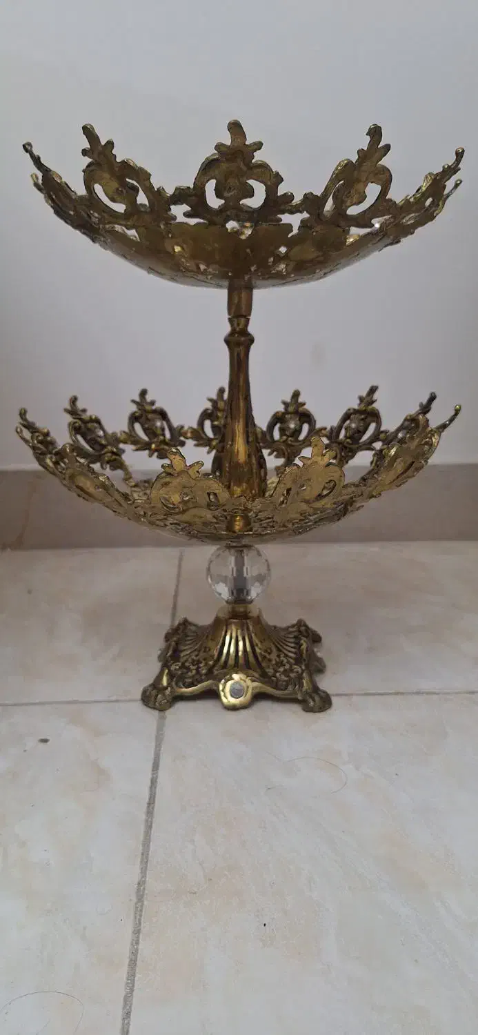 میوه خوری برنجی دو طبقه پایه دار|ظروف سرو و پذیرایی|محمدیه-قزوین, |دیوار