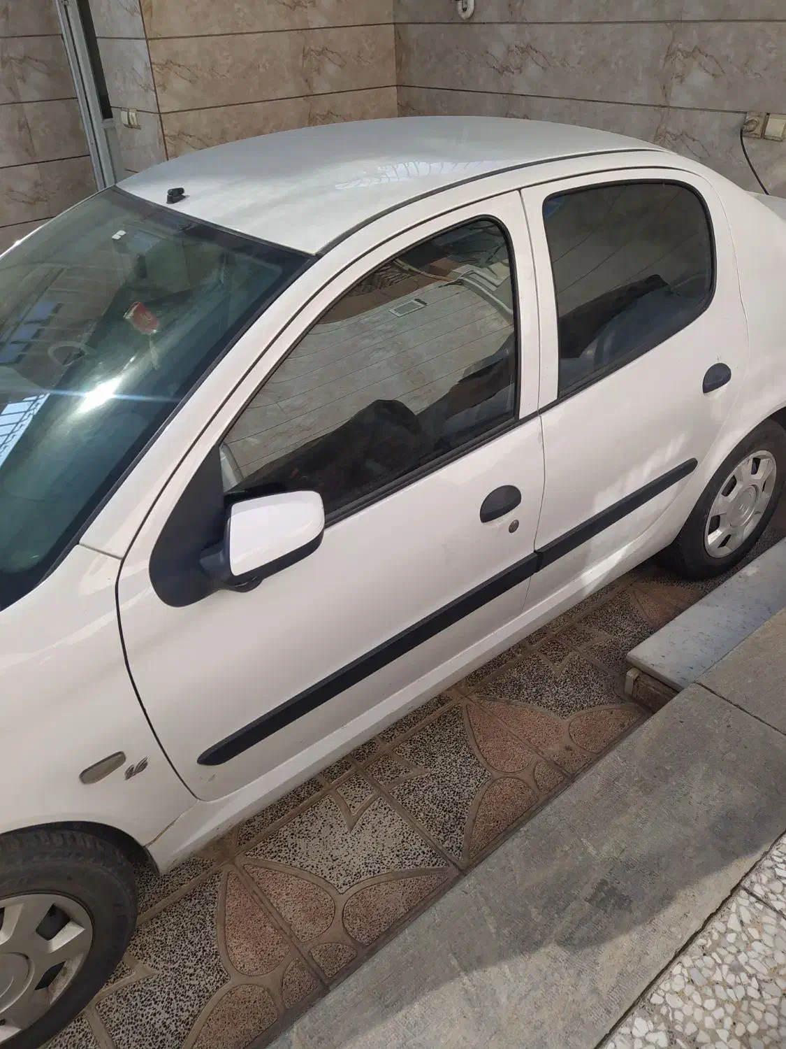 رانا مدل 95سفید کم کار|خودرو سواری و وانت|اصفهان, باتون|دیوار