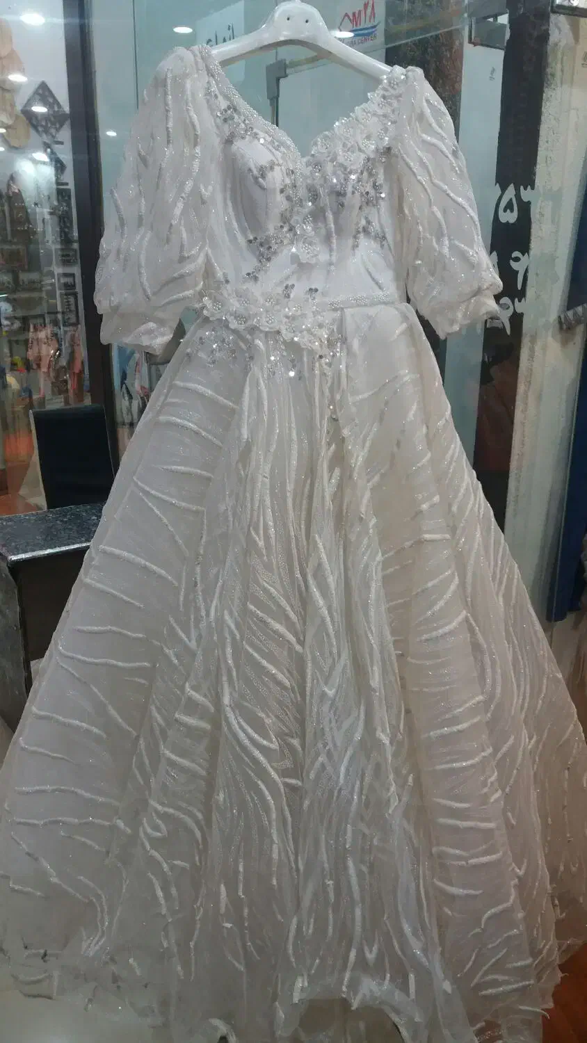 دون عروس|لباس|اردبیل, |دیوار