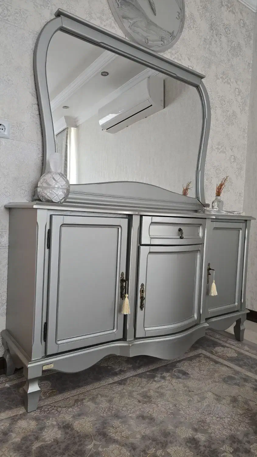 کنسول|بوفه، ویترین، کنسول|اشتهارد, |دیوار