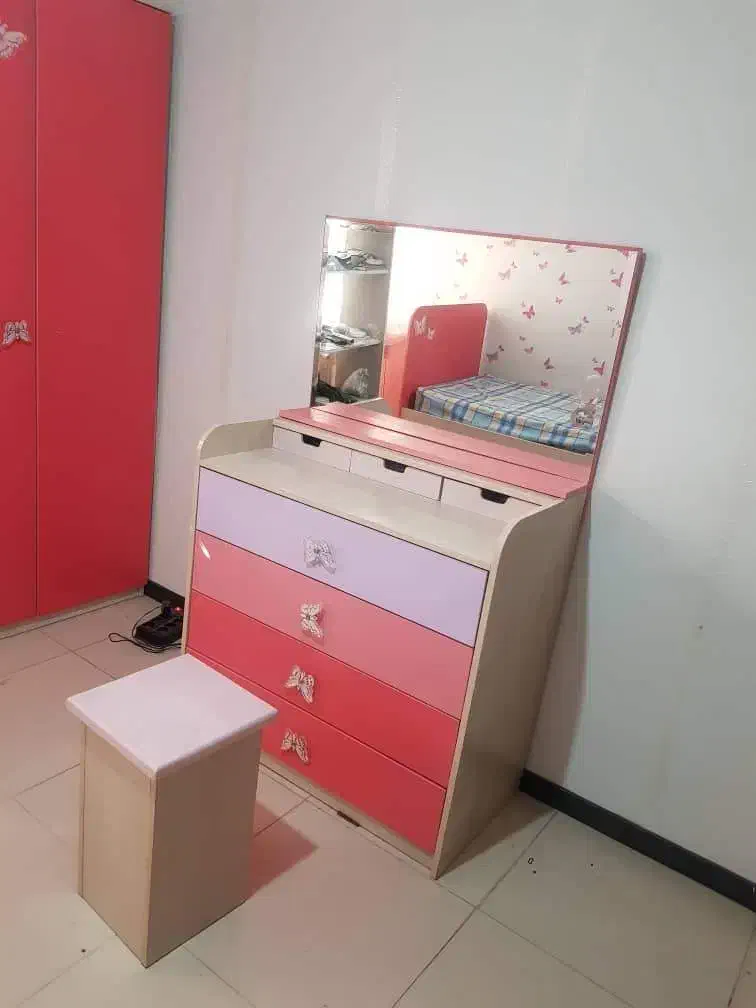 ست ۳ تکه تخت و کمد ومیز توالت|تخت و سرویس خواب|تهران, بلورسازی|دیوار