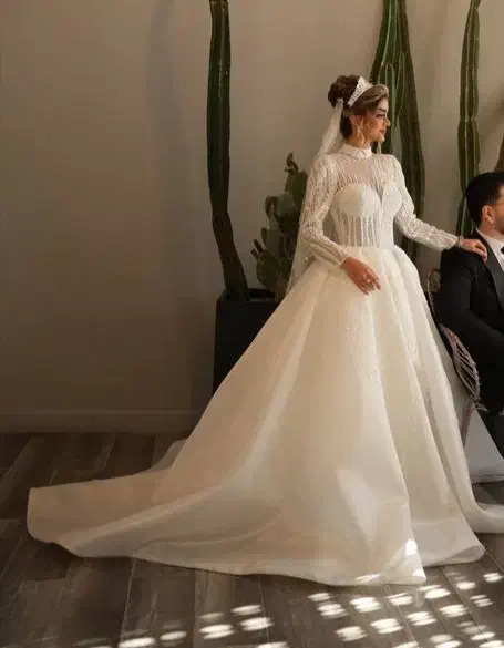 لباس عروس|لباس|پرند, فاز ۴|دیوار