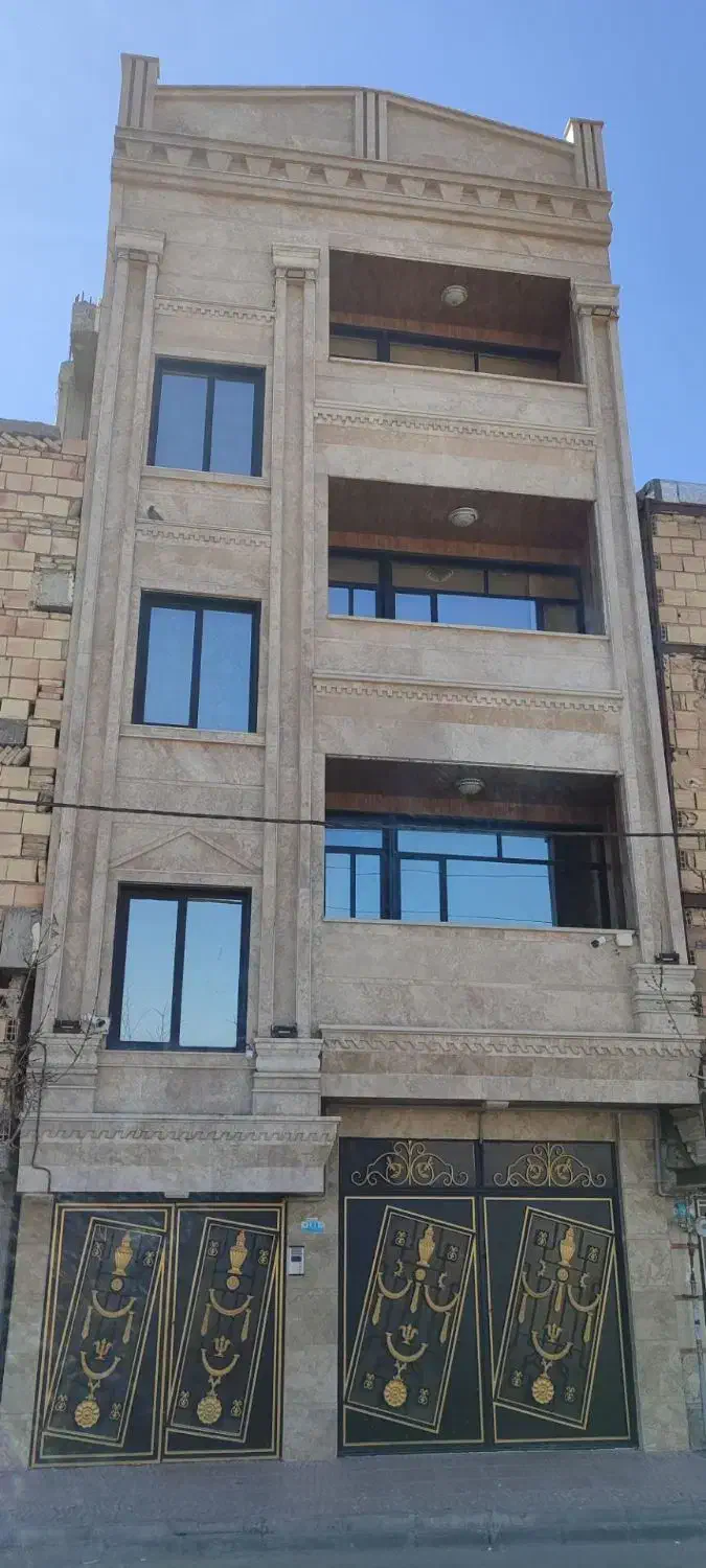 ساختمان سه طبقه|فروش خانه و ویلا|قرچک, ولی آباد|دیوار